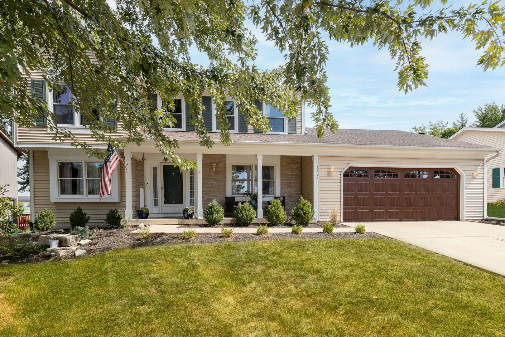 2483 Lakeside Drive IL