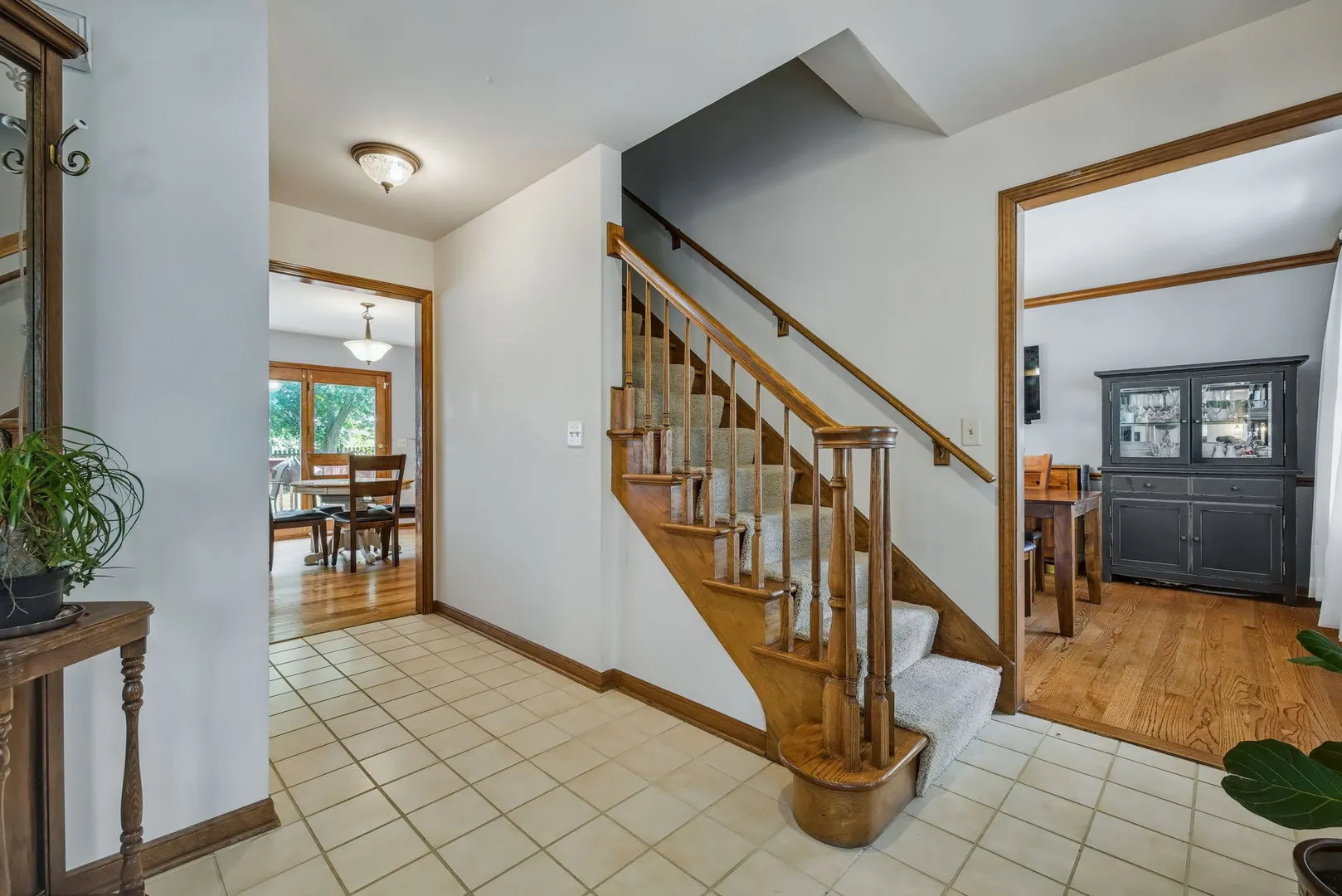 2483 Lakeside Drive IL