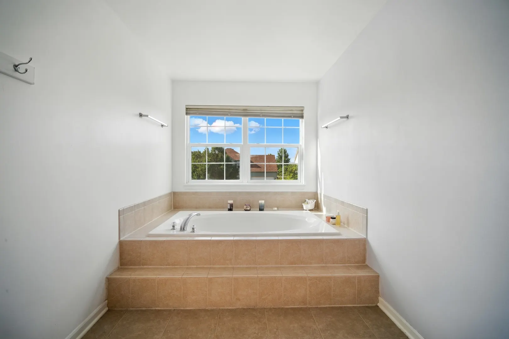 1163 Western Lane IL