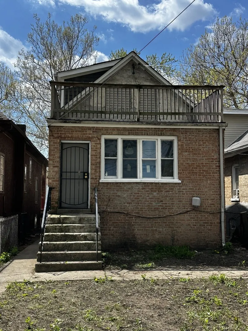 7621 S Eberhart Avenue IL
