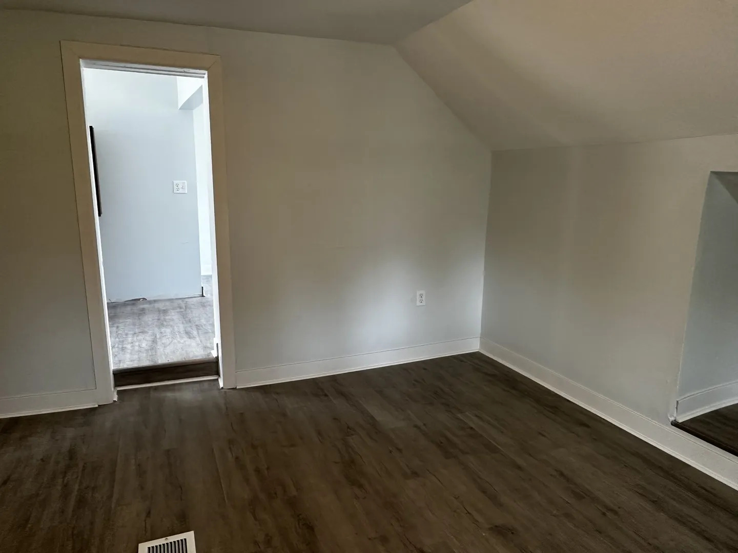 7621 S Eberhart Avenue IL