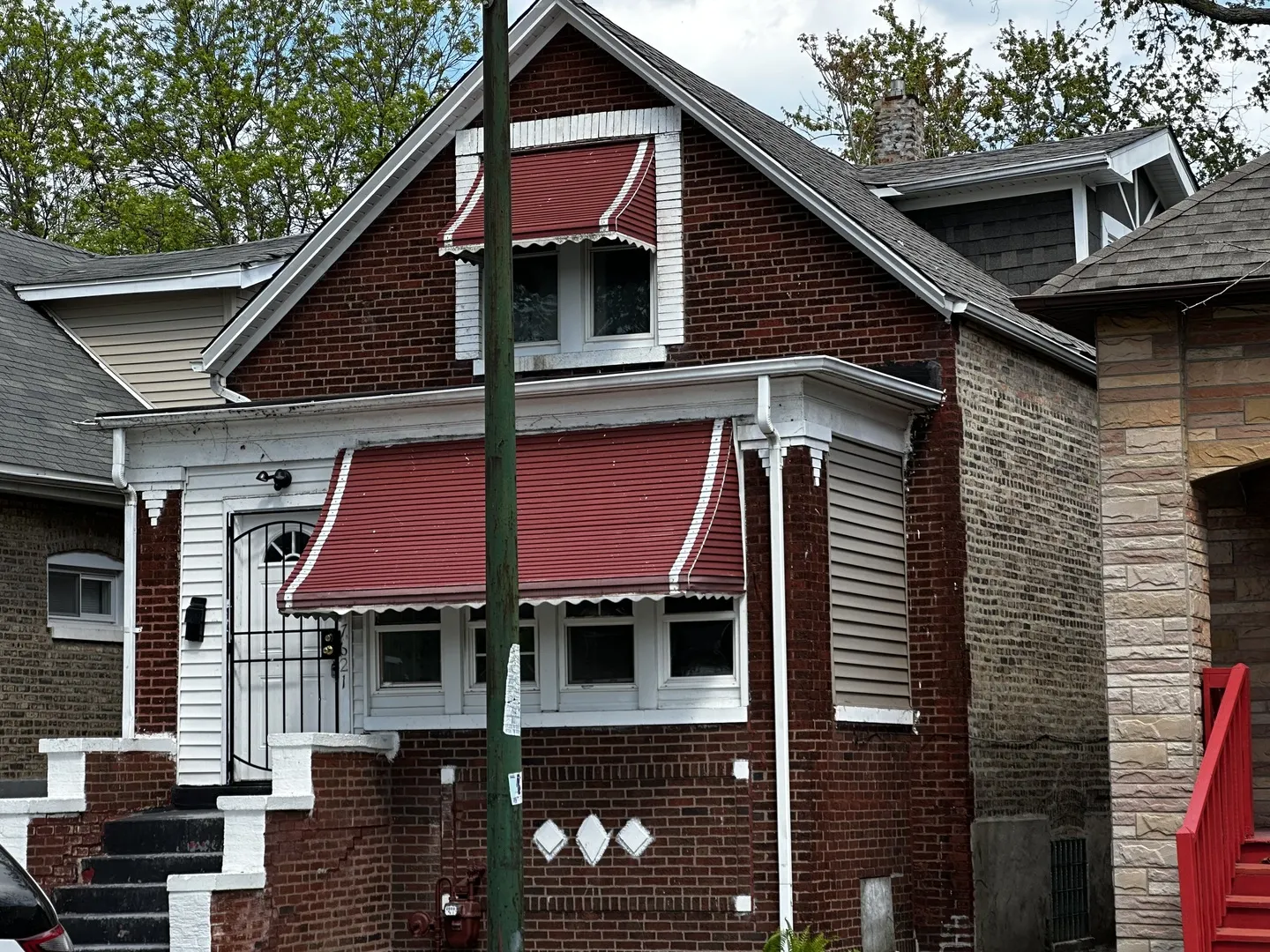 7621 S Eberhart Avenue IL