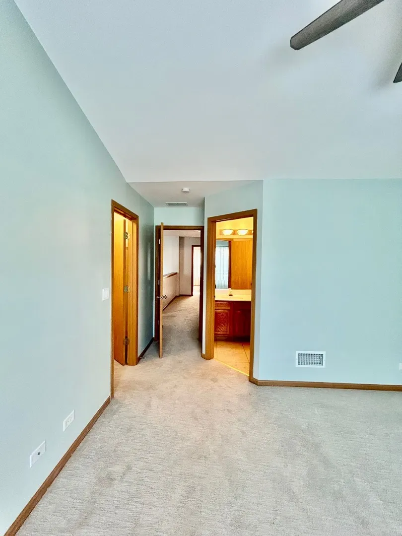 2349 Stoughton Circle IL