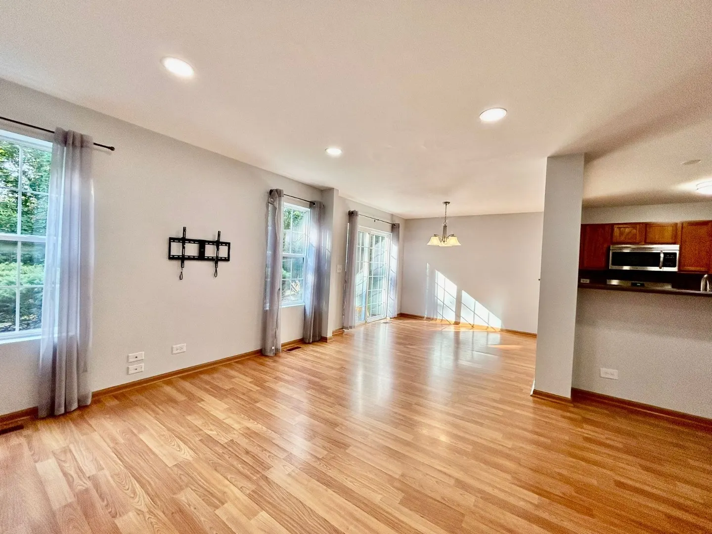 2349 Stoughton Circle IL