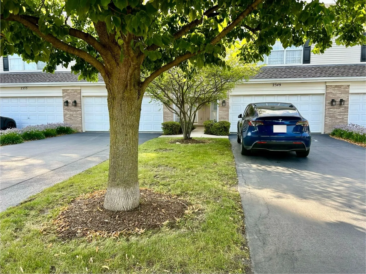 2349 Stoughton Circle IL