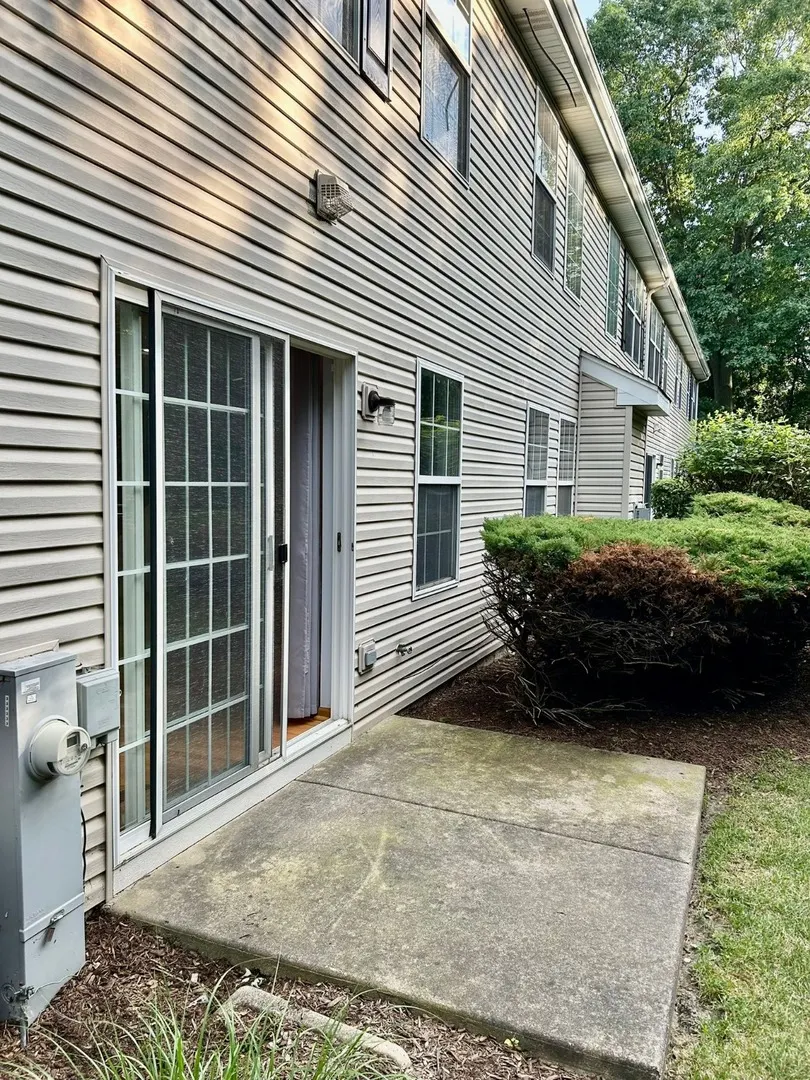 2349 Stoughton Circle IL