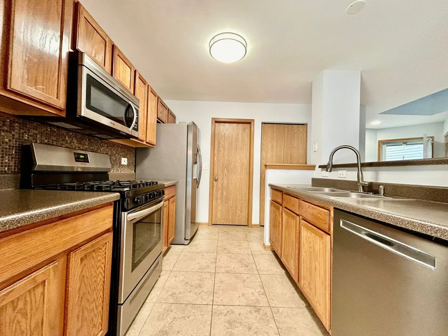2349 Stoughton Circle IL