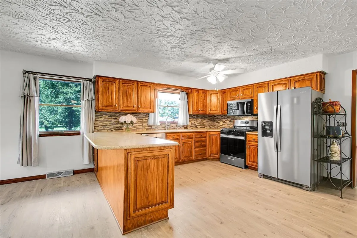 25734 W Hickory Court IL