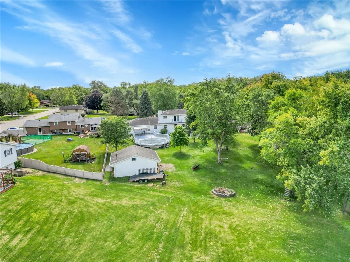 25734 W Hickory Court IL