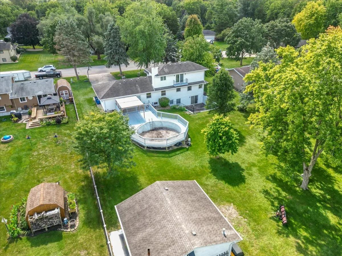 25734 W Hickory Court IL