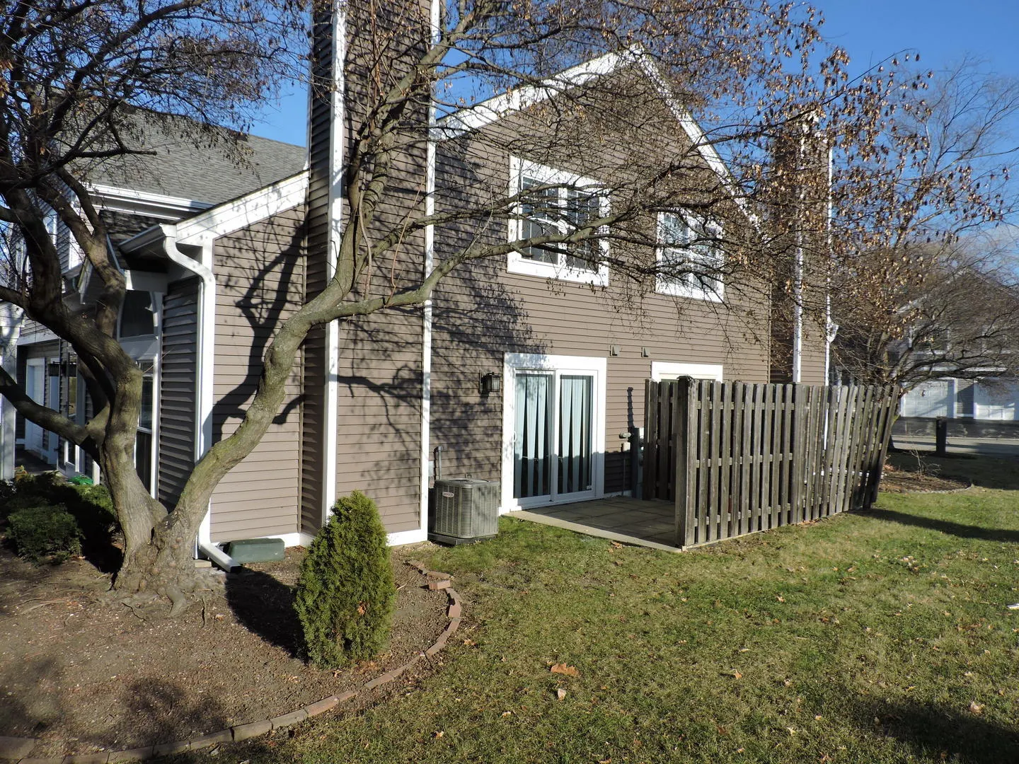 1246 N Knollwood Drive IL