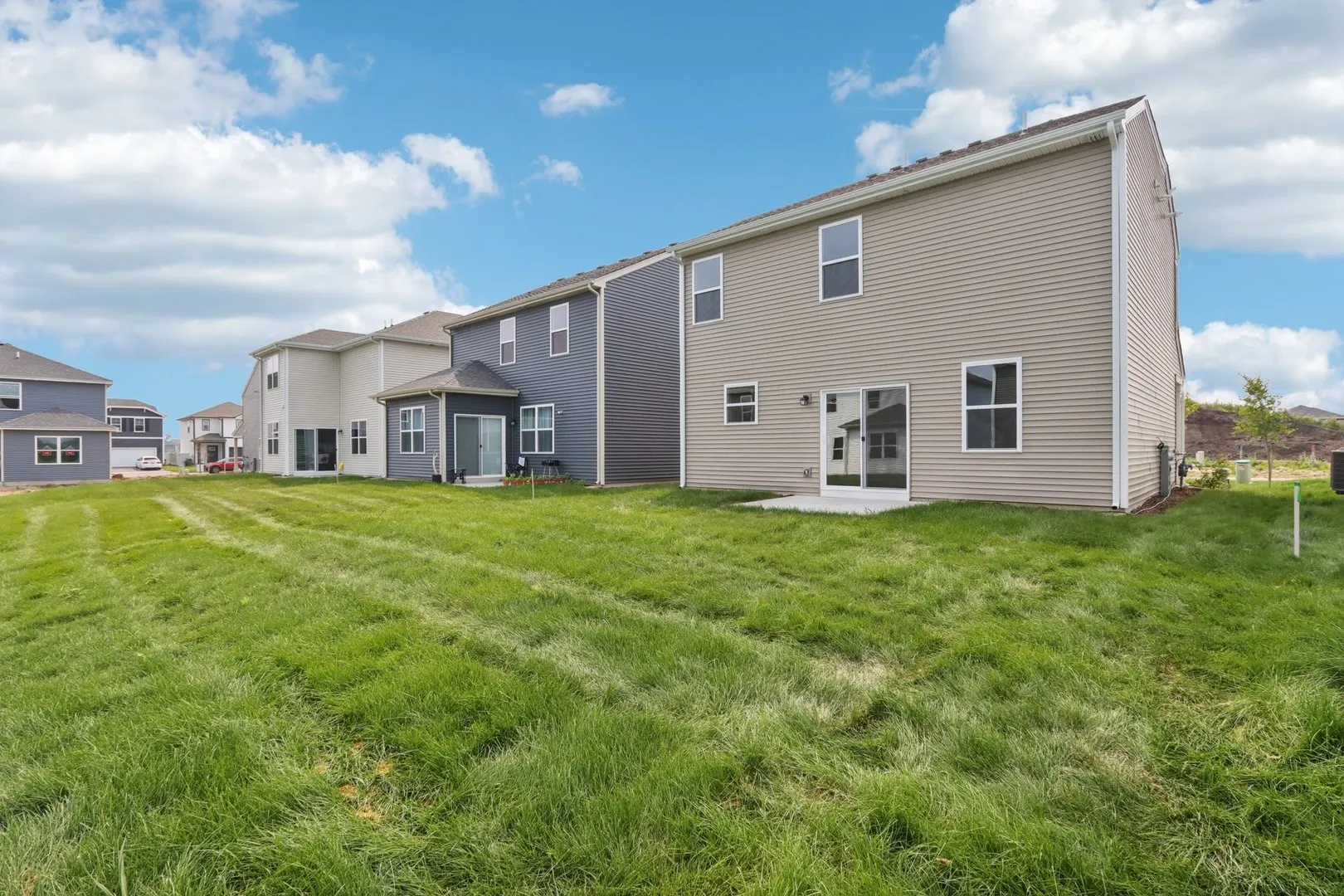 1331 acadia Circle IL