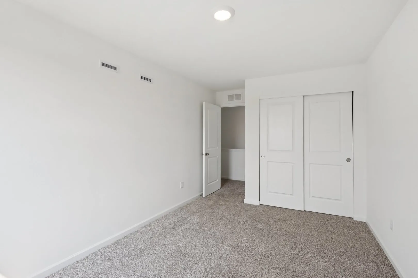 1331 acadia Circle IL