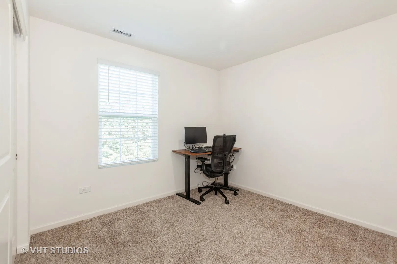 2051 Canyon Creek Court IL