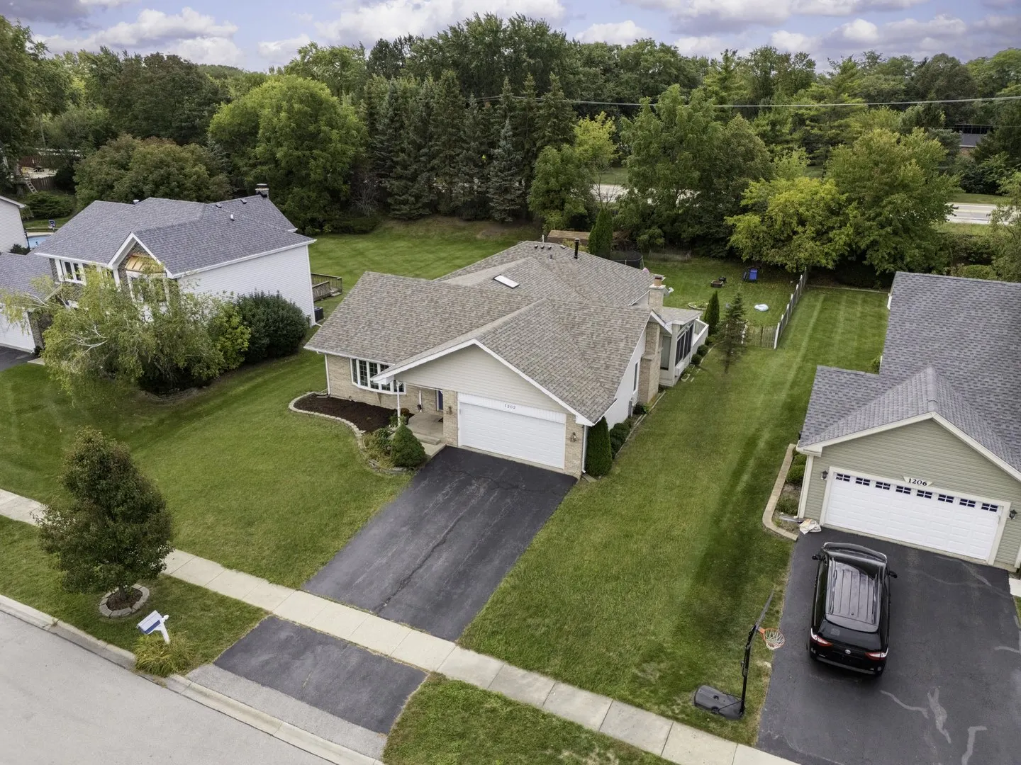 1202 Tracie Drive IL