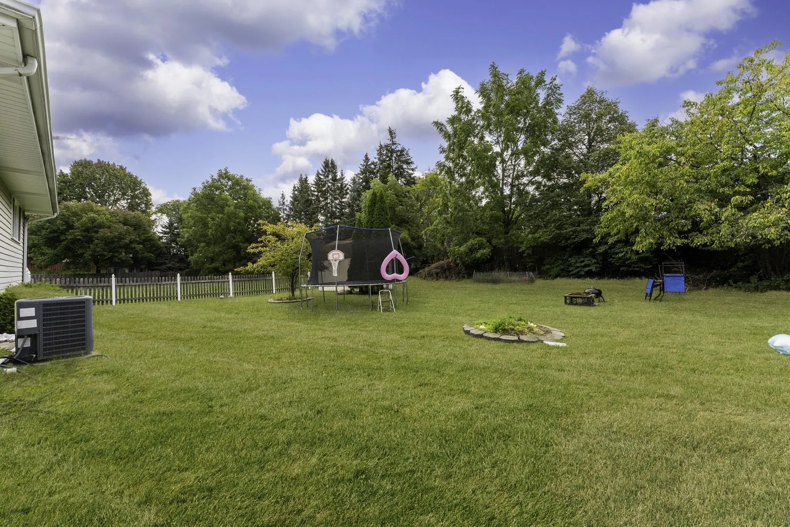 1202 Tracie Drive IL