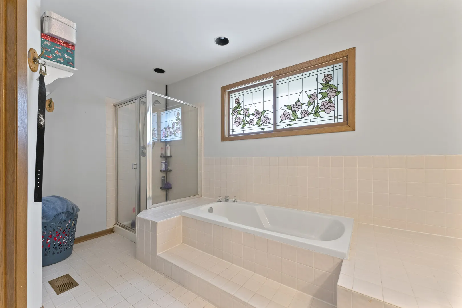 1202 Tracie Drive IL