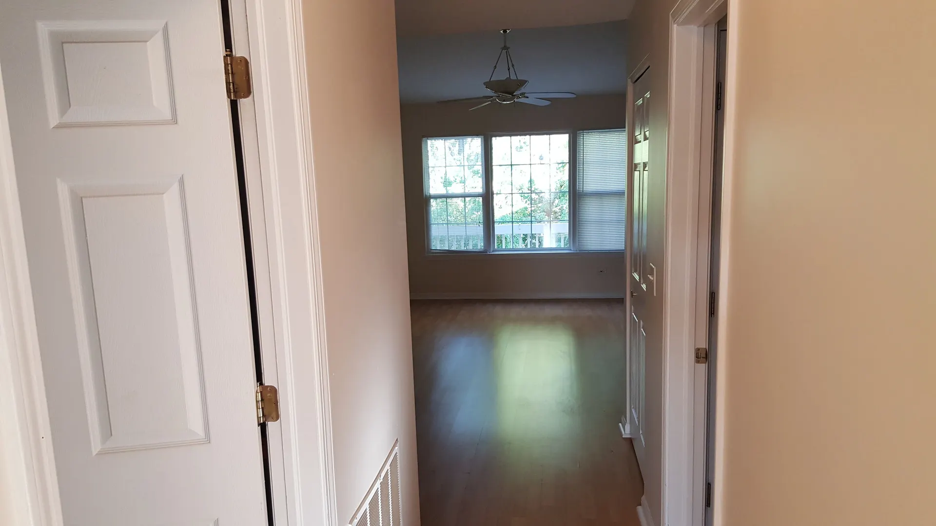 1197 N RED OAK Circle 3 IL