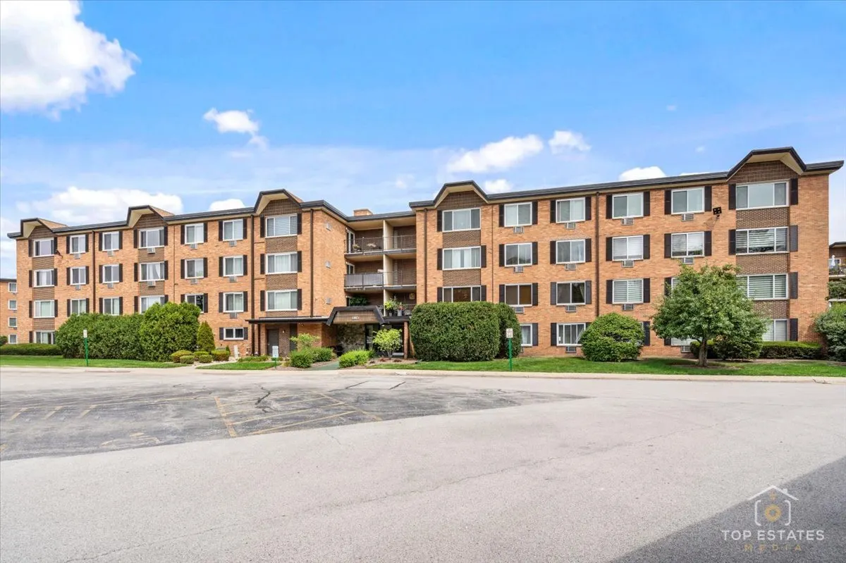 1227 S Old Wilke Road 12-209 IL