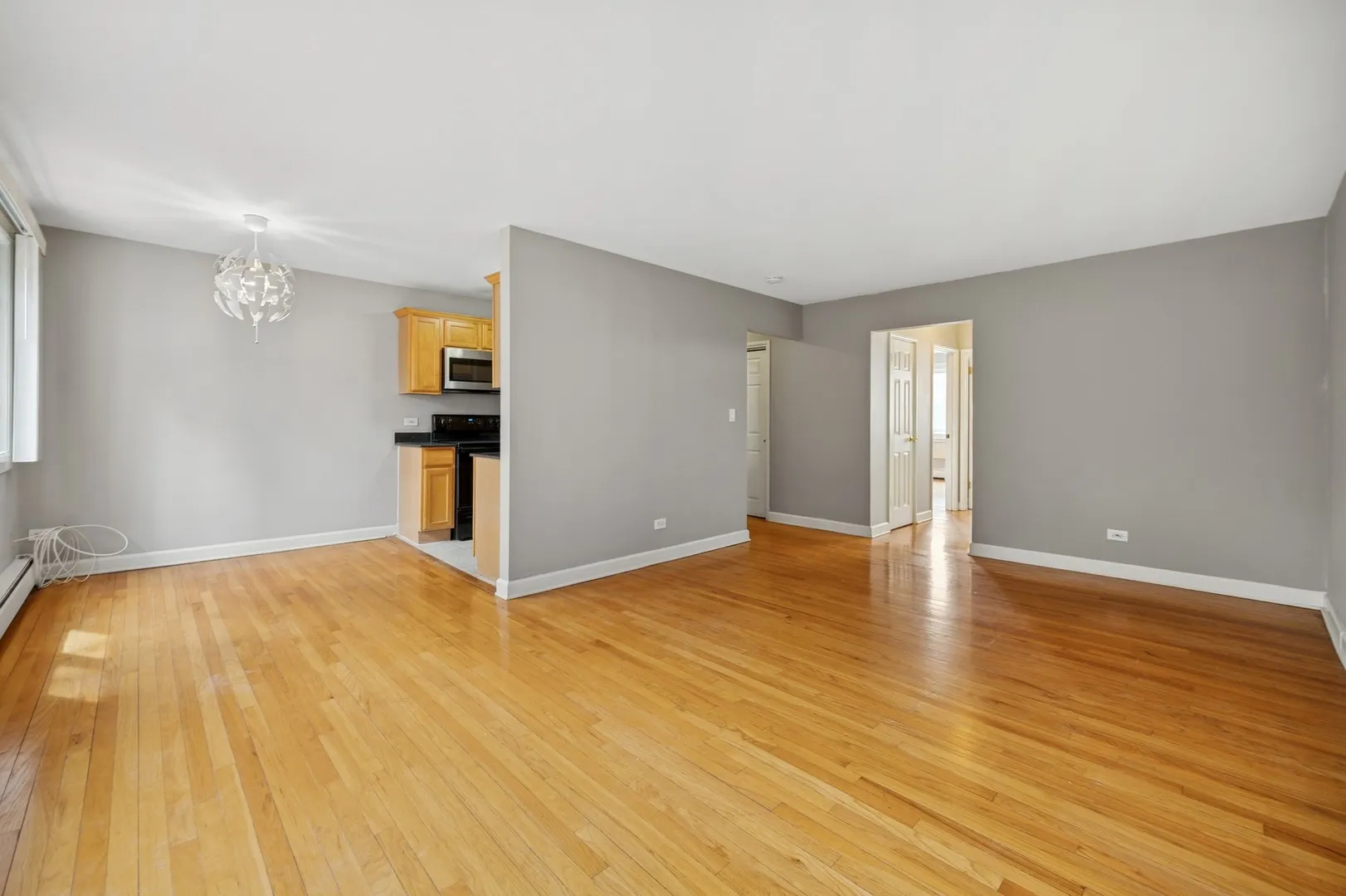 820 Seward Street 2D IL