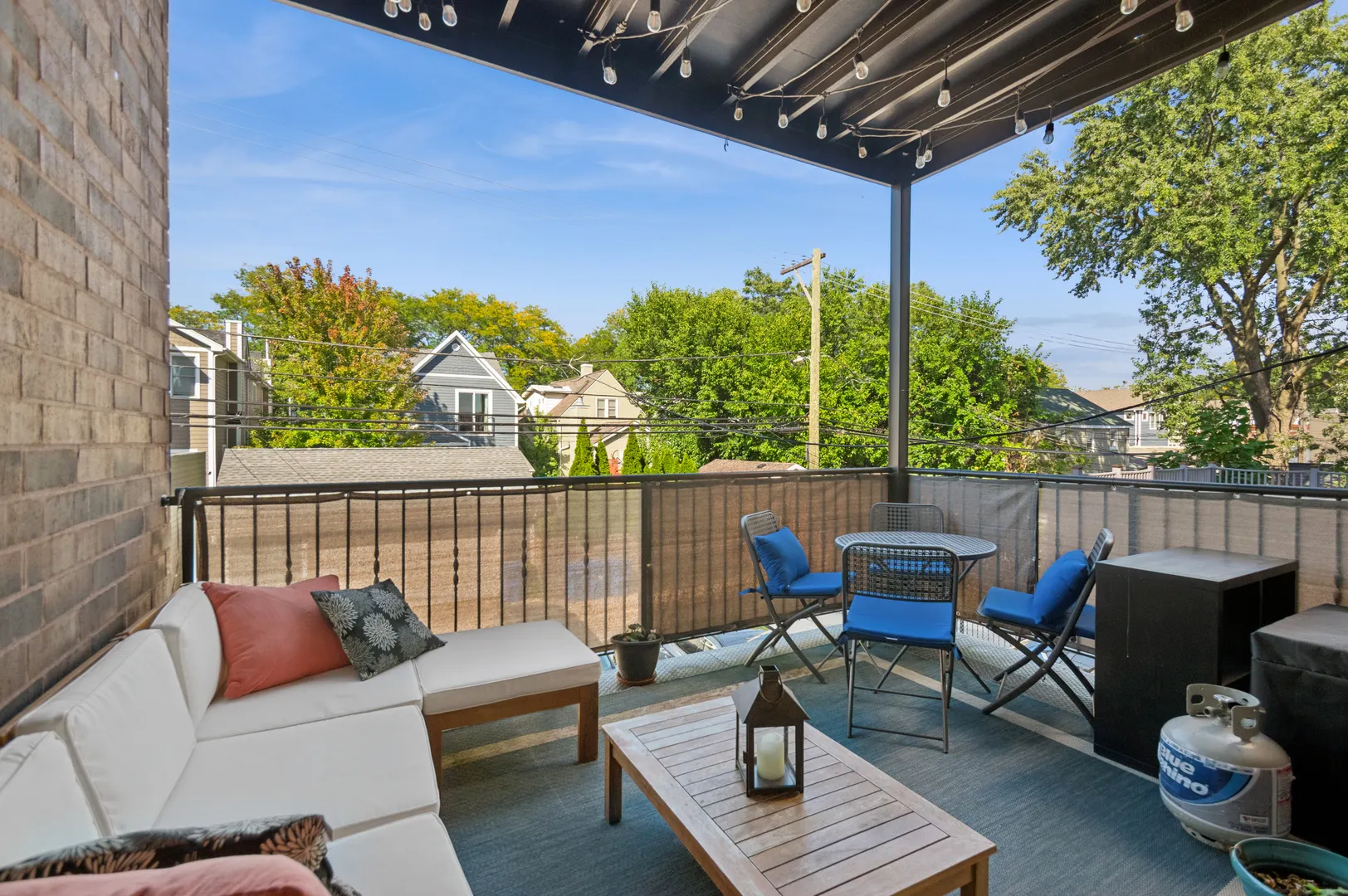 2250 W Foster Avenue 2E IL