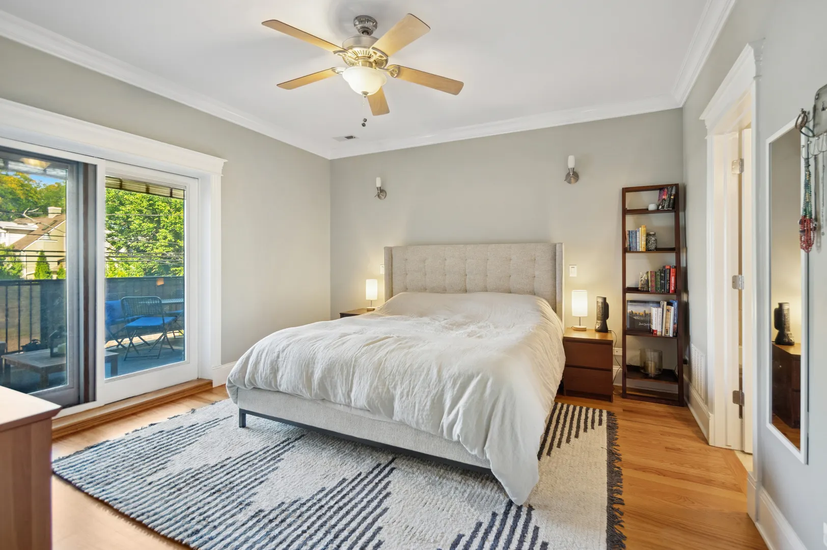 2250 W Foster Avenue 2E IL