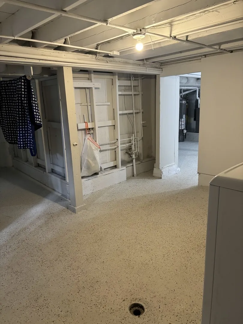 1704 N Mayfield Avenue IL