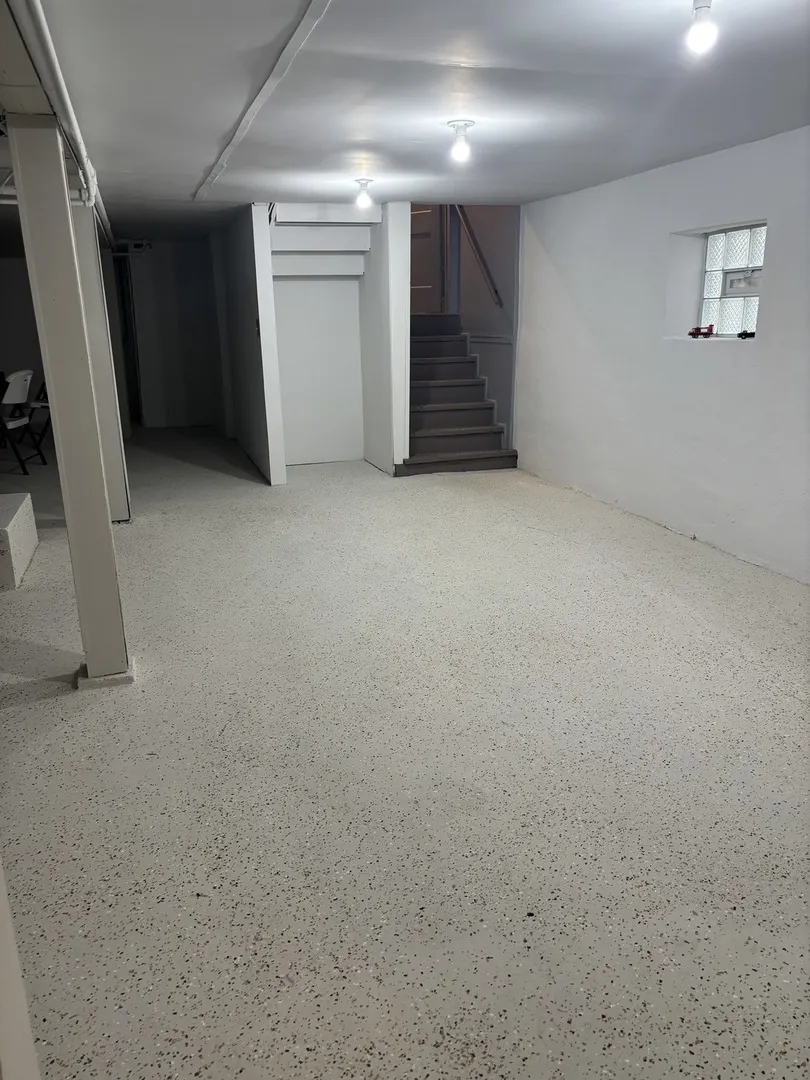 1704 N Mayfield Avenue IL