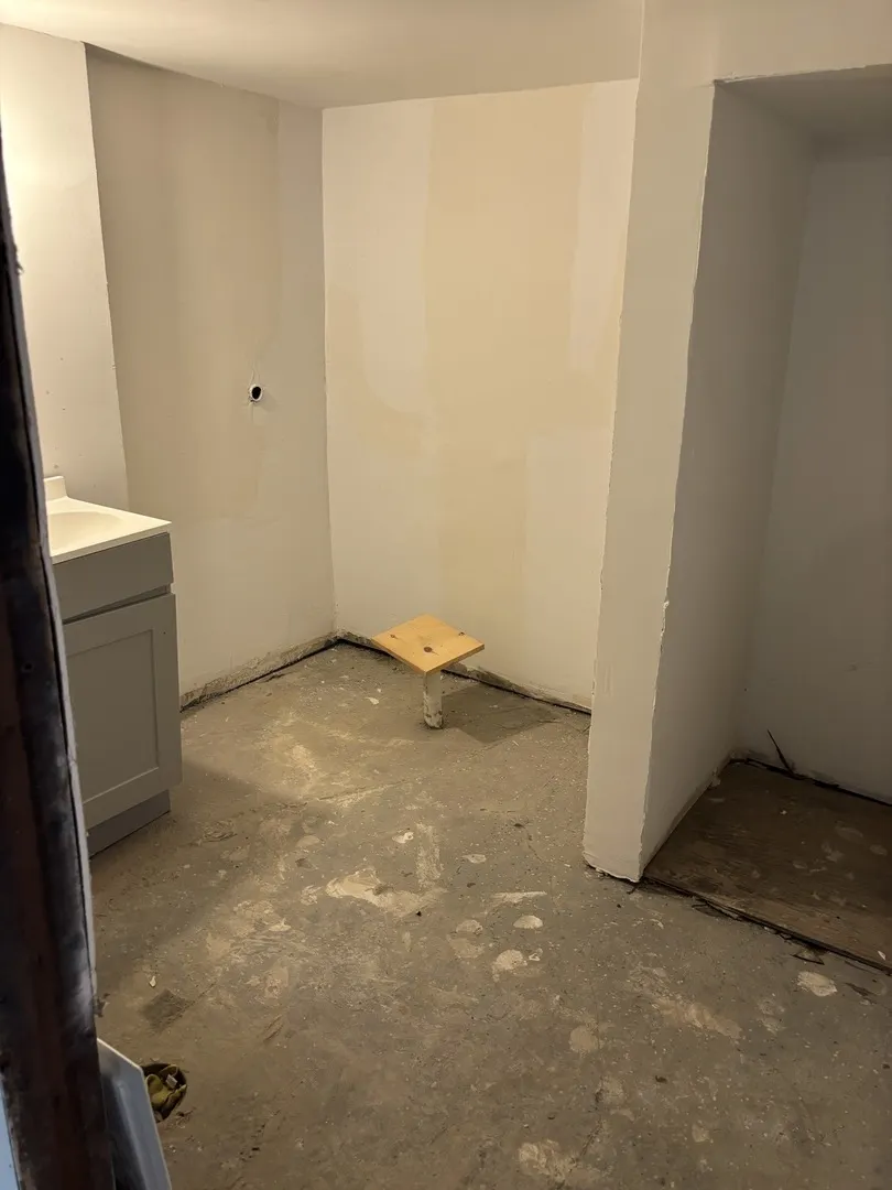 1704 N Mayfield Avenue IL