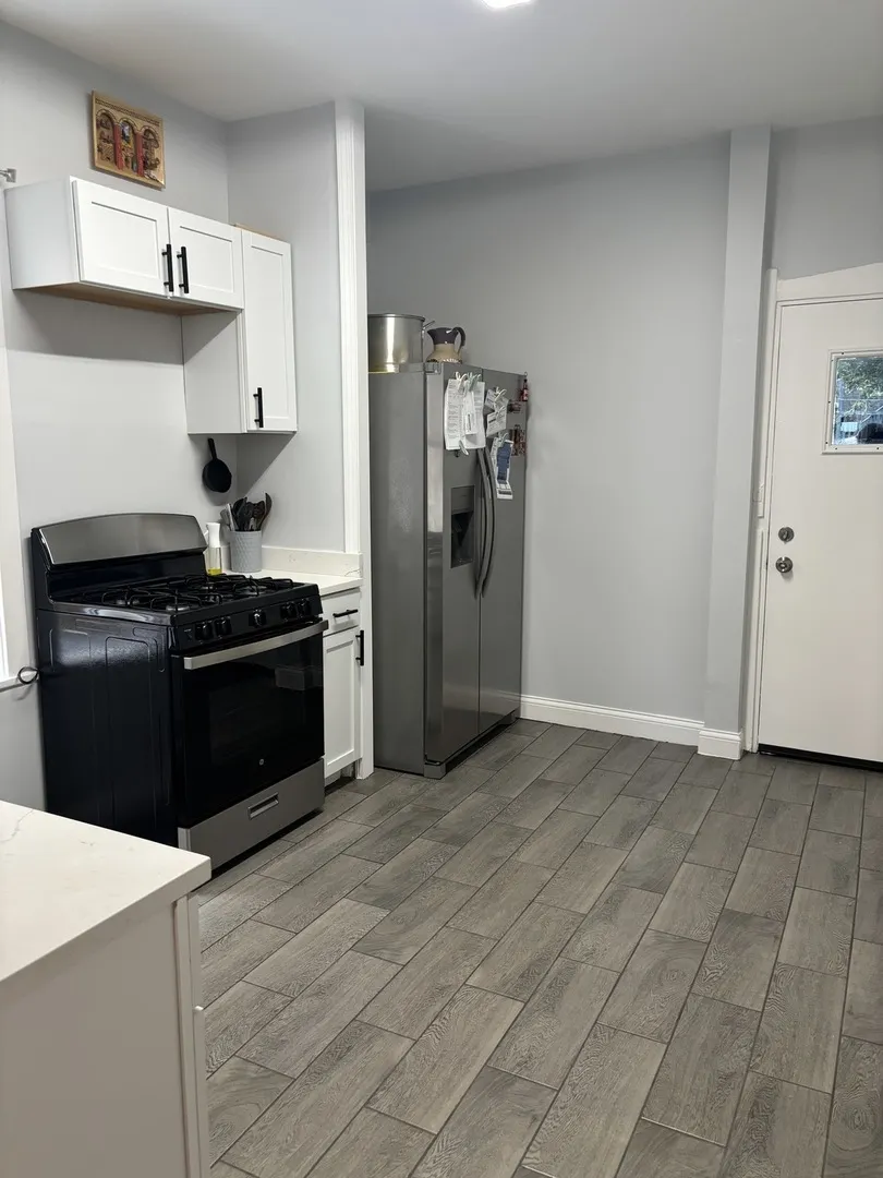 1704 N Mayfield Avenue IL