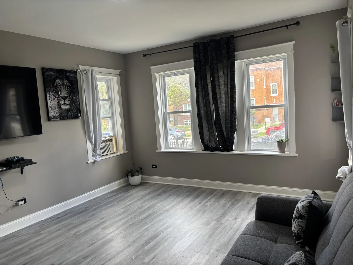 1704 N Mayfield Avenue IL