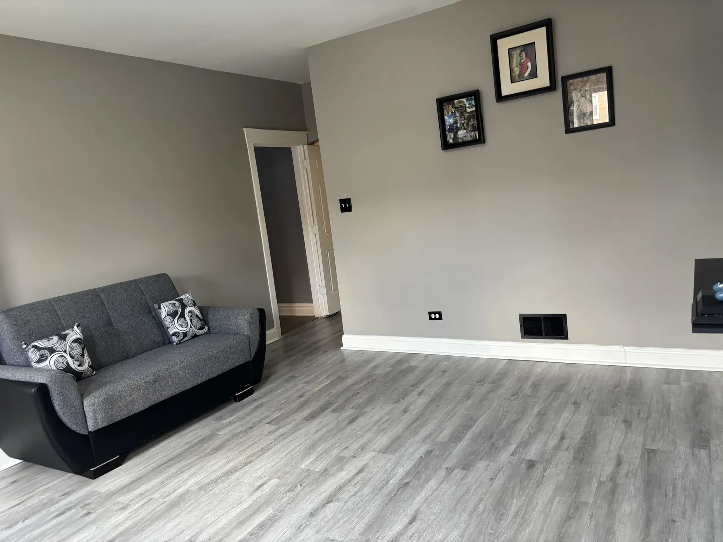 1704 N Mayfield Avenue IL