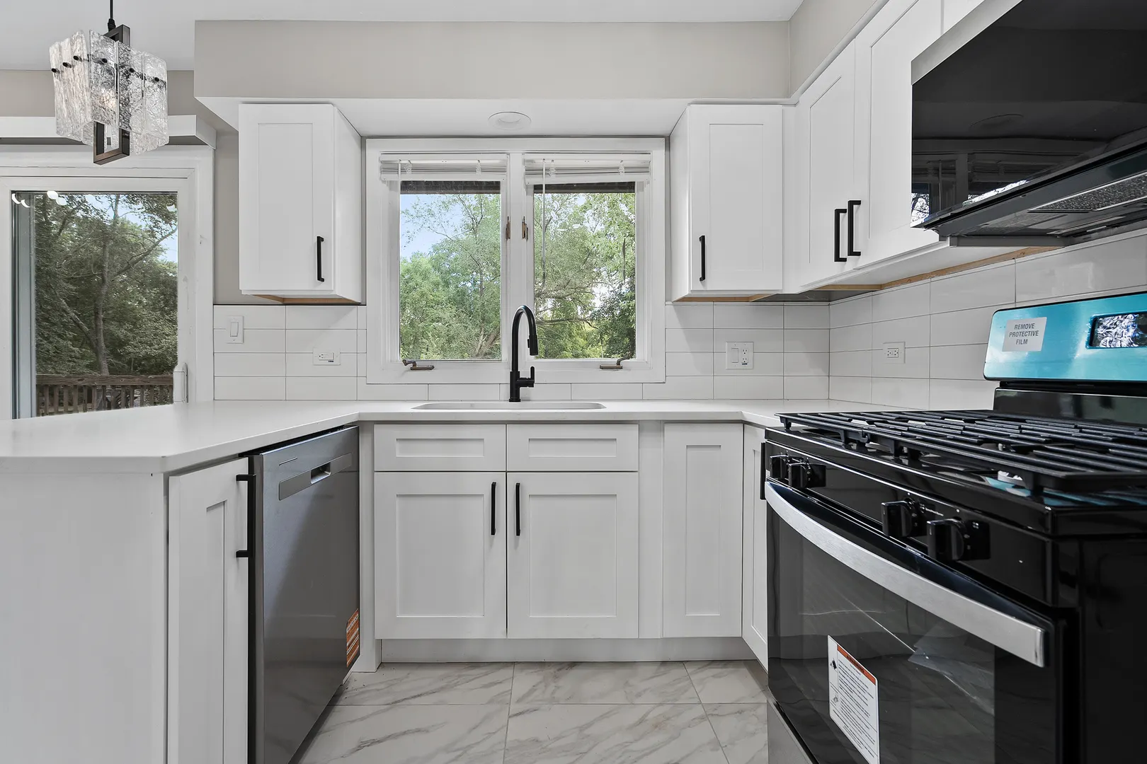 1245 WINAKI Trail IL