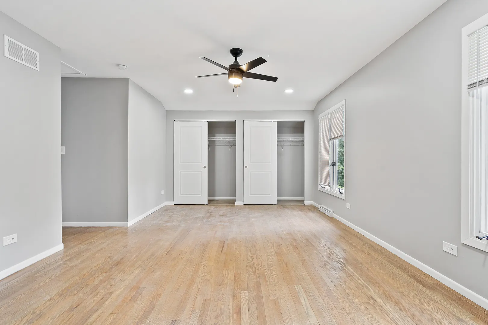 1245 WINAKI Trail IL
