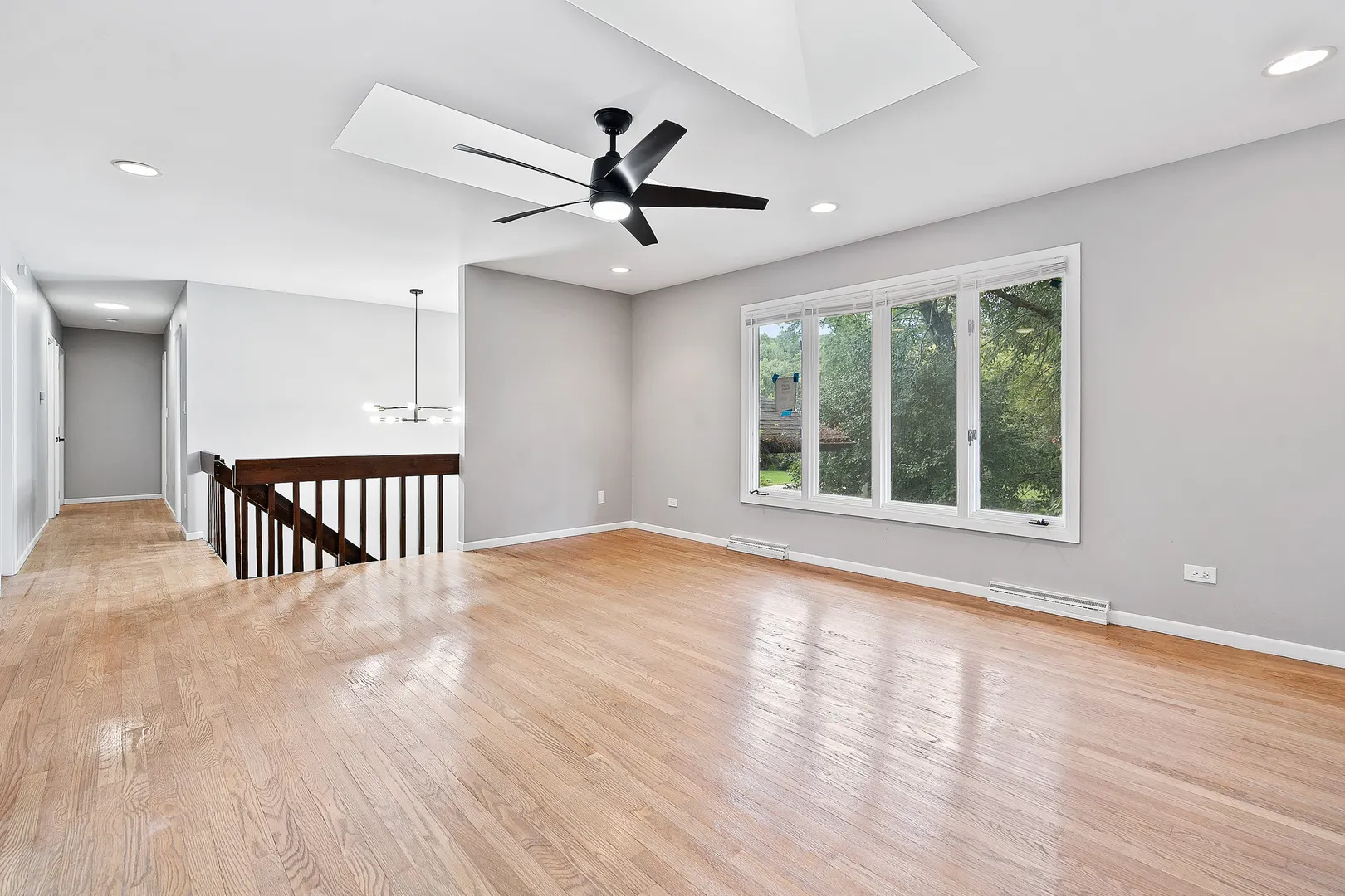 1245 WINAKI Trail IL