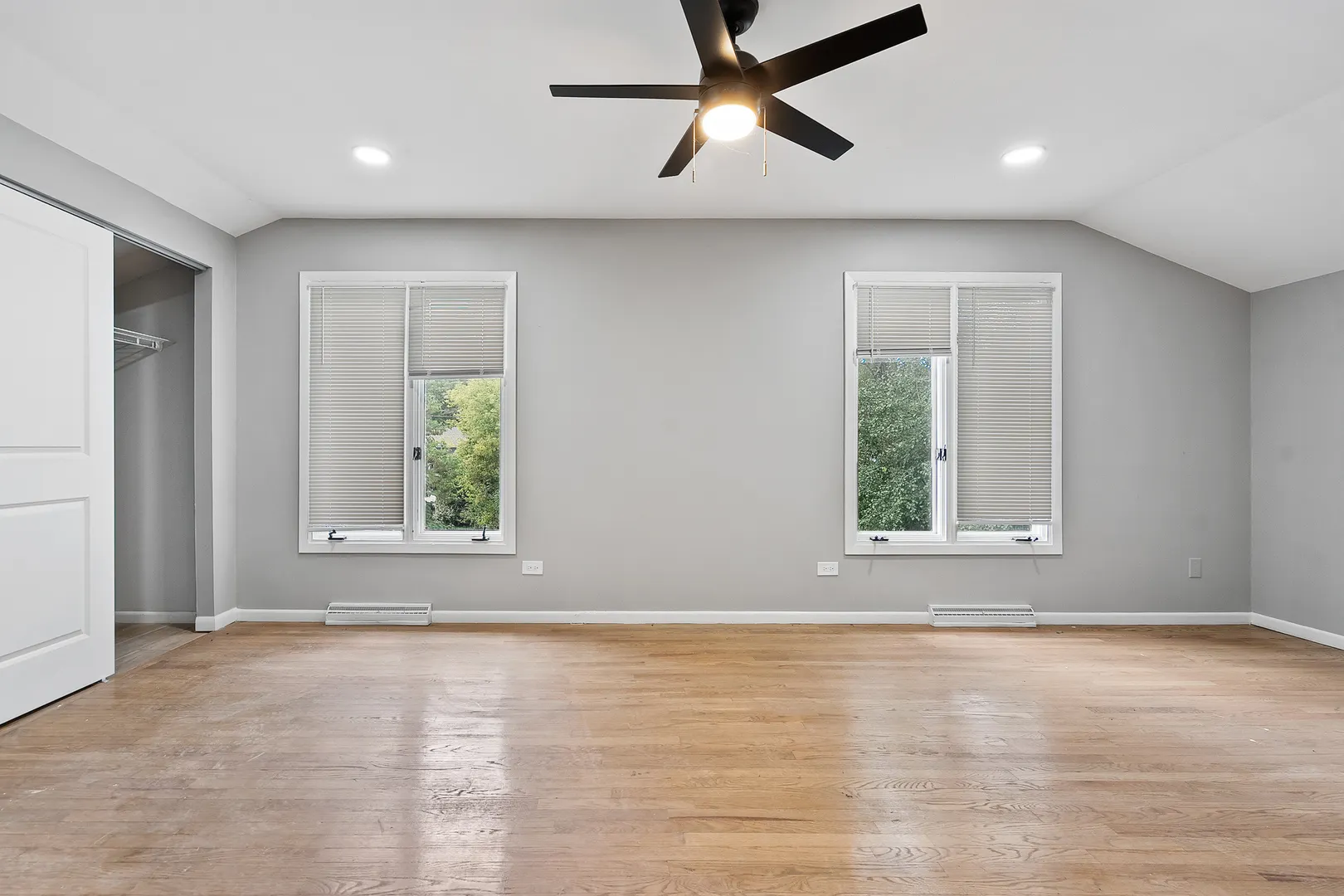 1245 WINAKI Trail IL