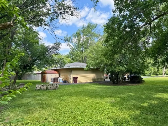 19W637 14th Place IL