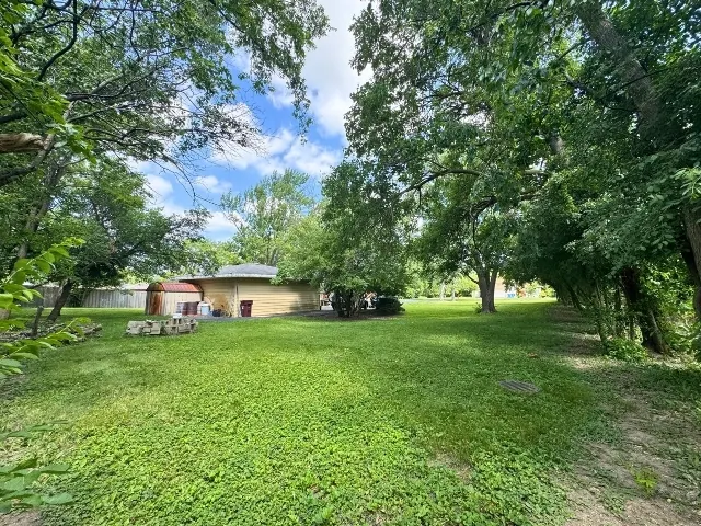 19W637 14th Place IL