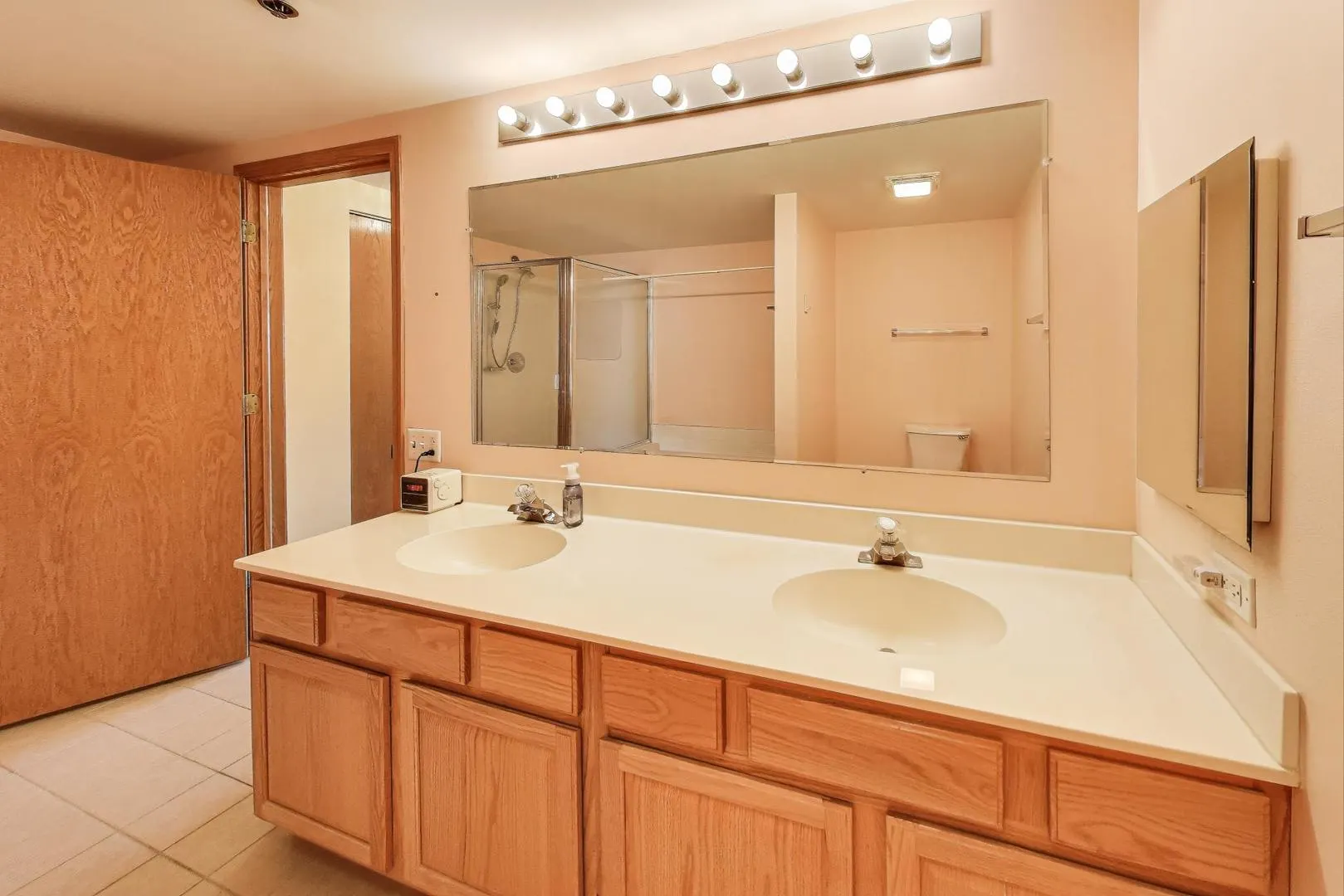 1200 S Prospect Avenue 108 IL