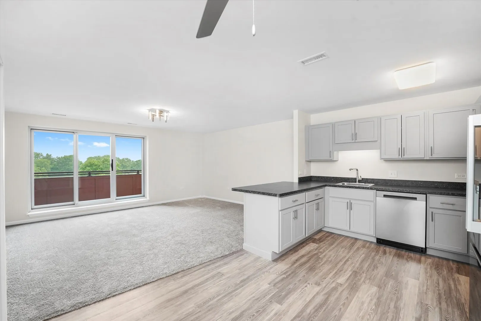 200 Park Avenue 527 IL