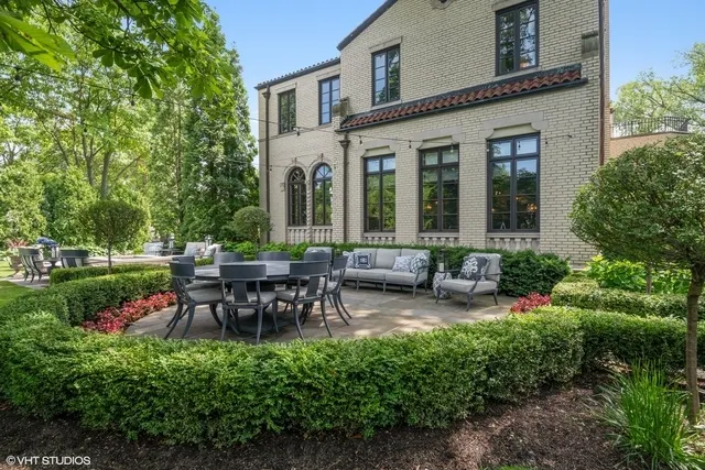 145 Oxford Road IL