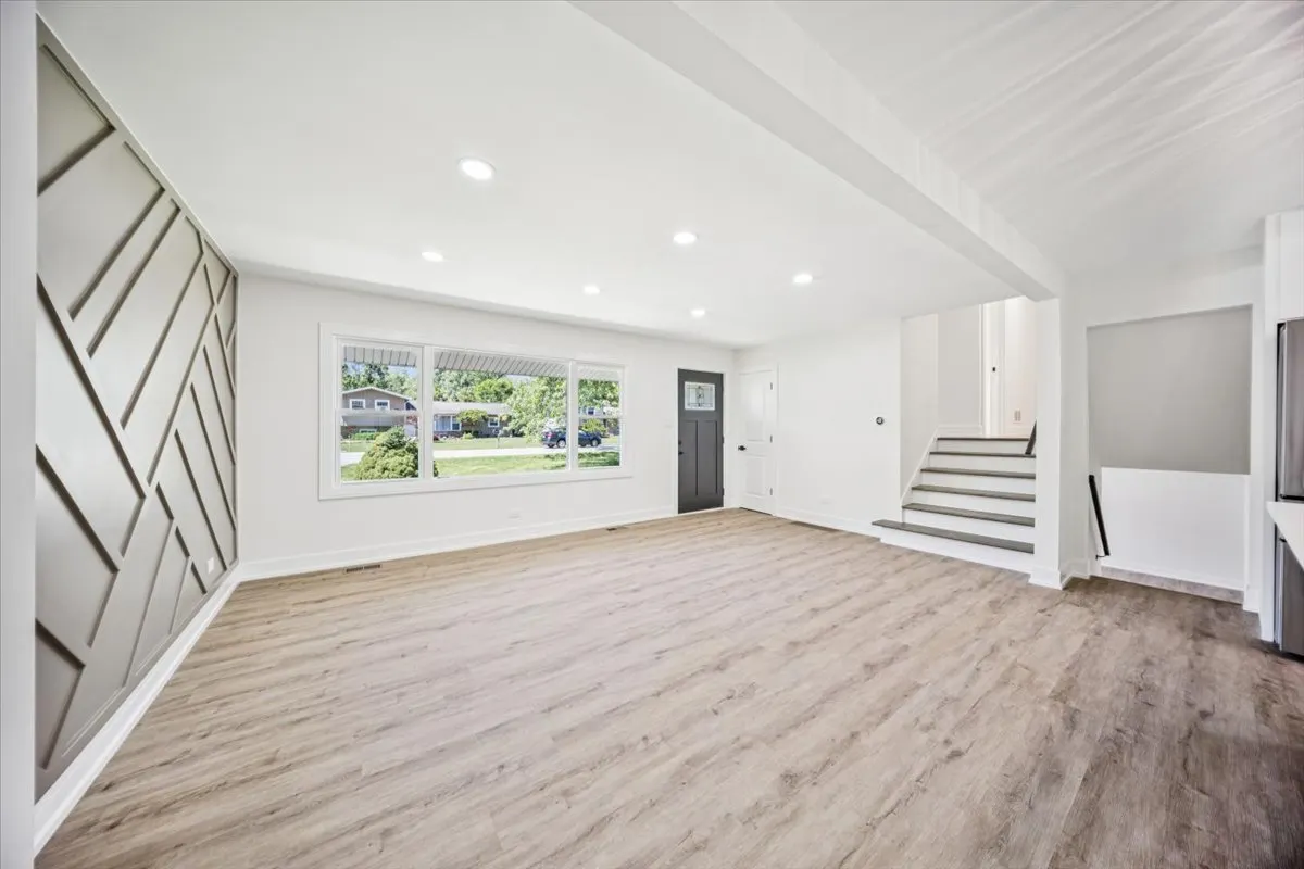 22W633 Burr Oak Drive IL