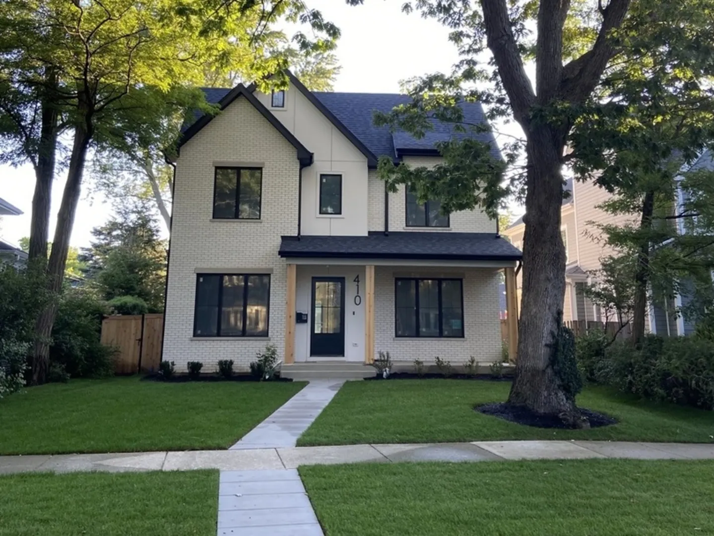 410 Prairie Avenue IL