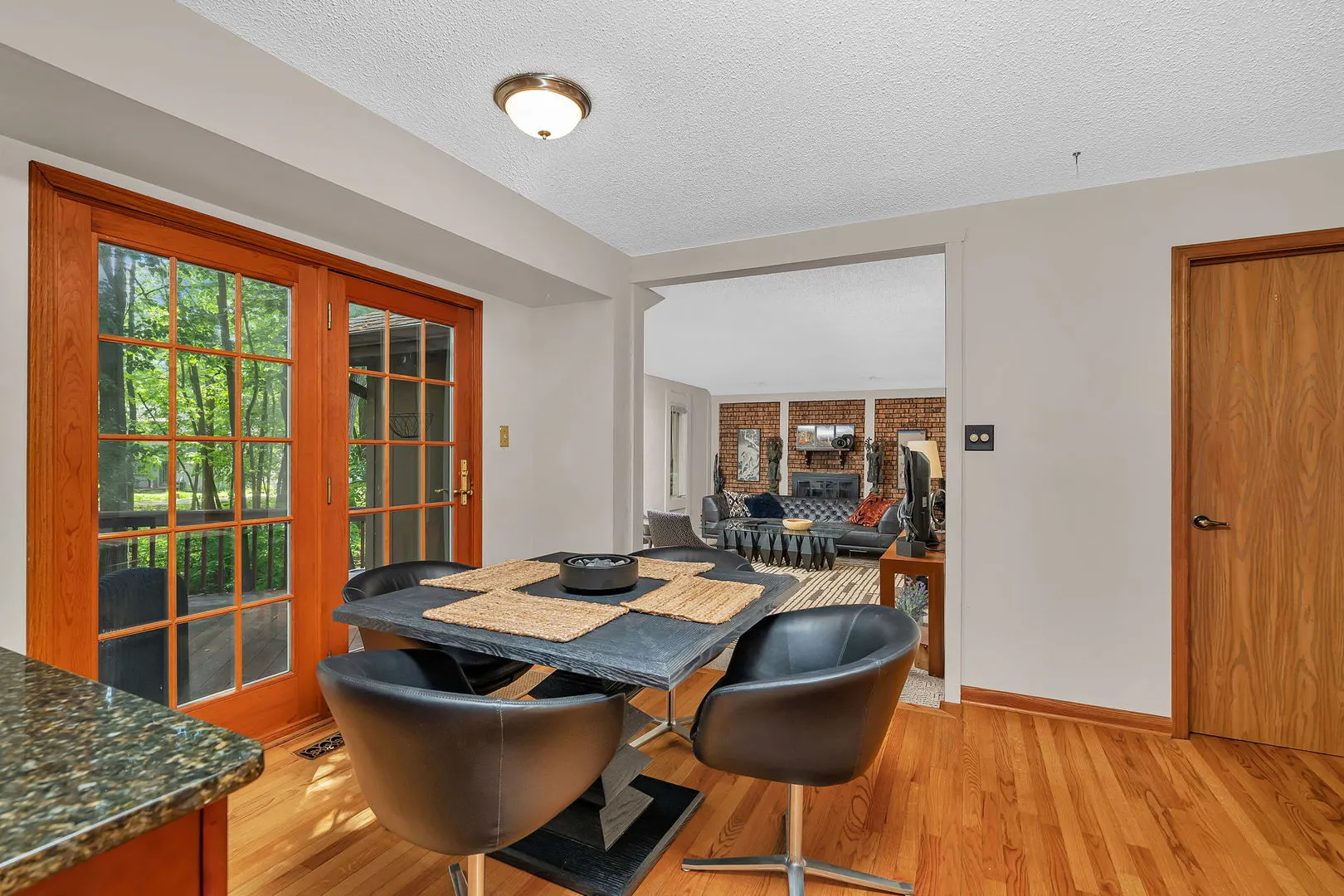 1007 Windsor Drive IL