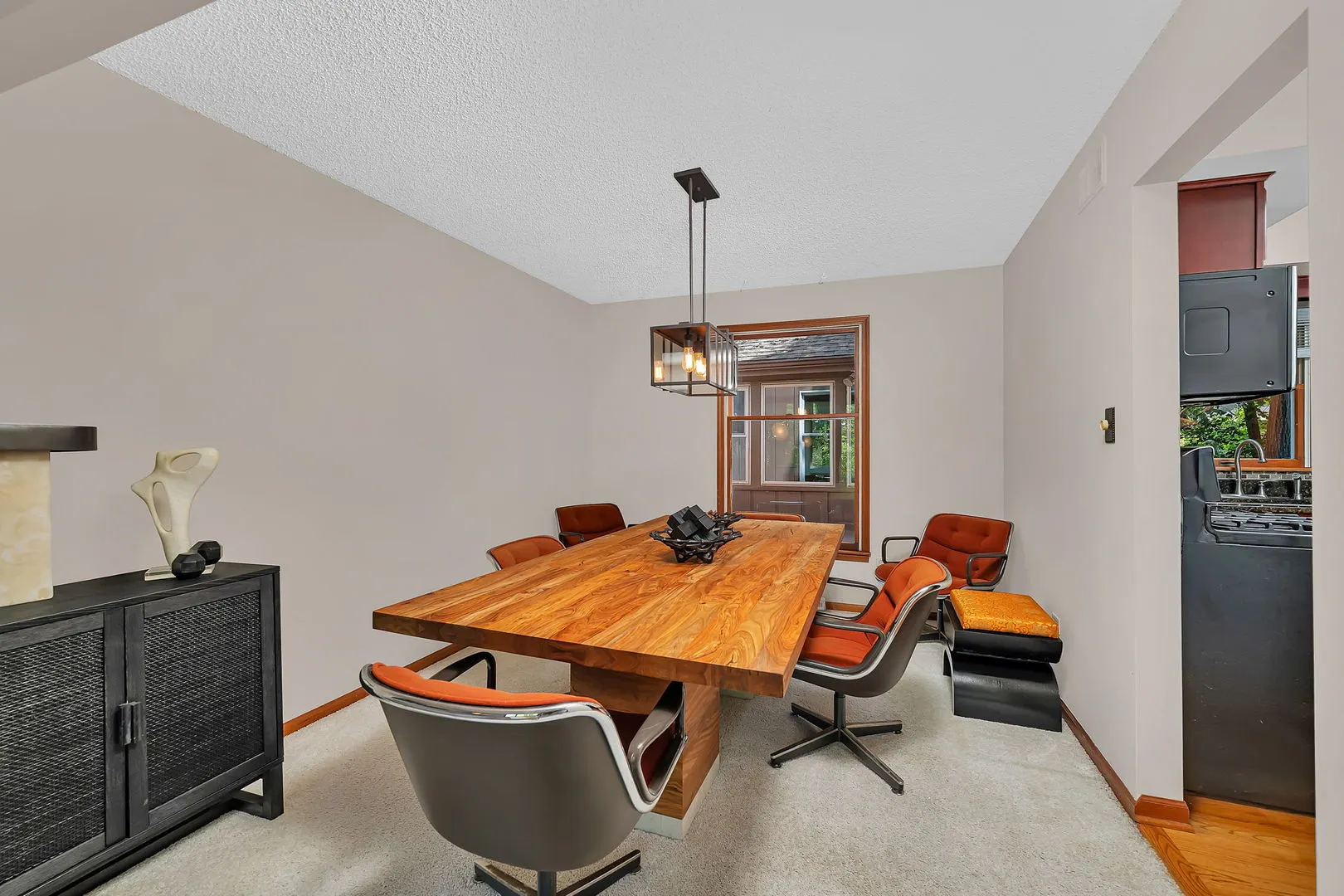 1007 Windsor Drive IL