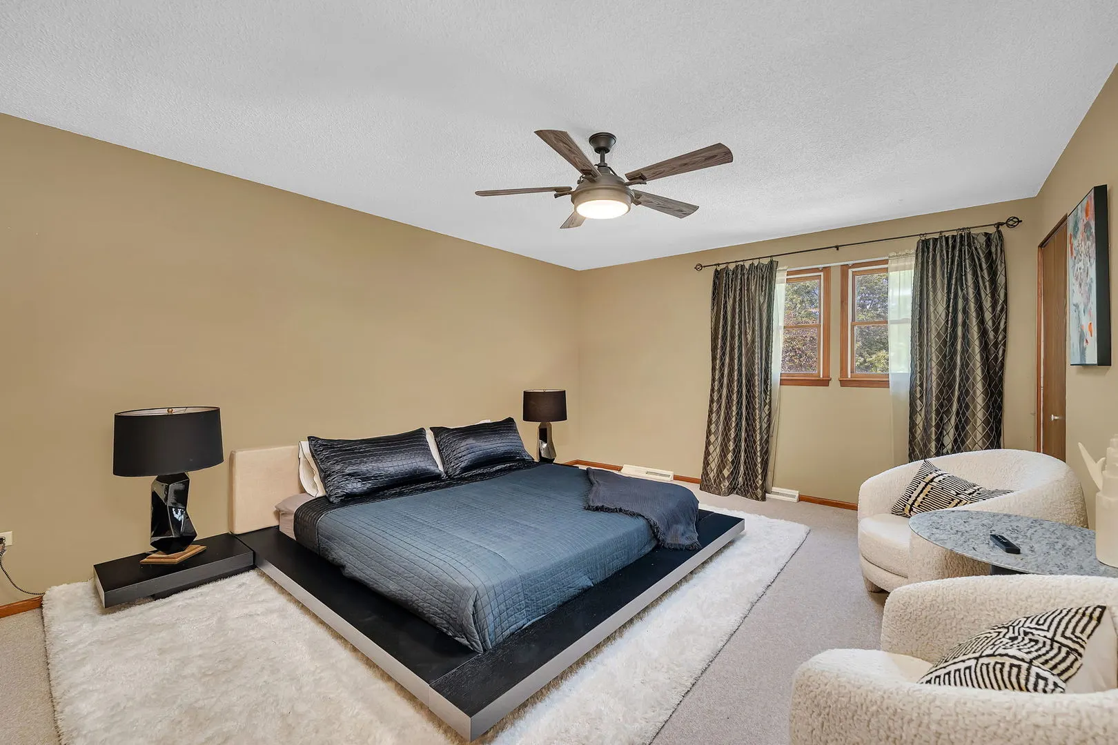 1007 Windsor Drive IL