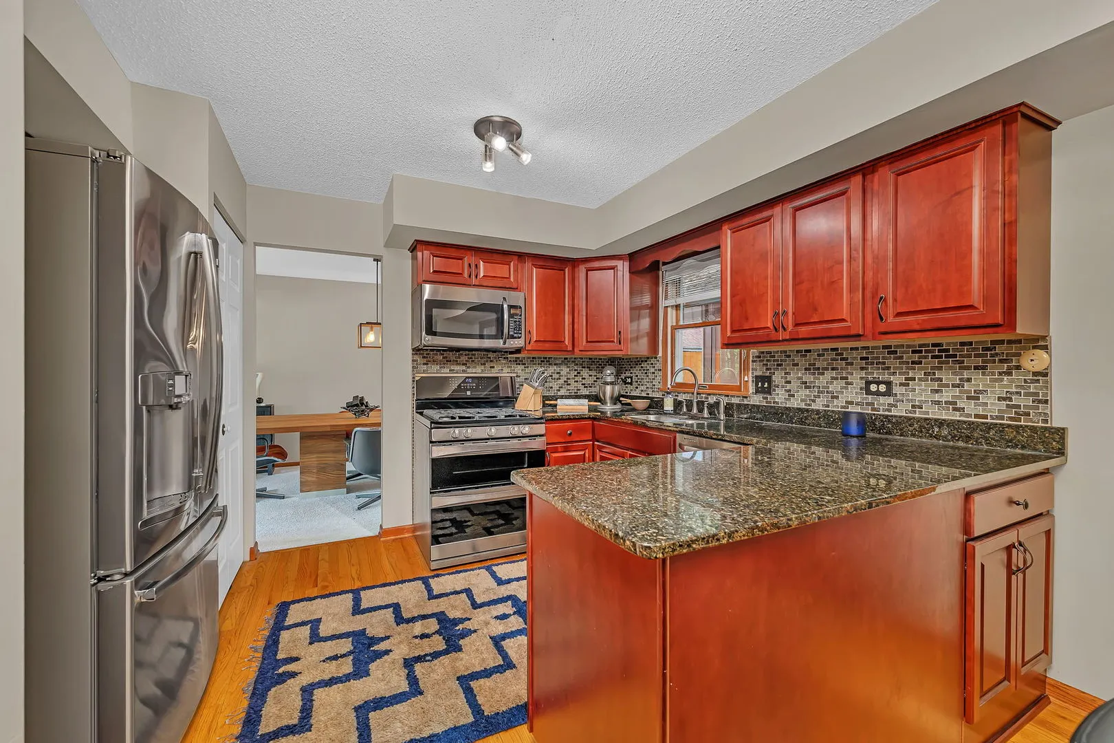 1007 Windsor Drive IL
