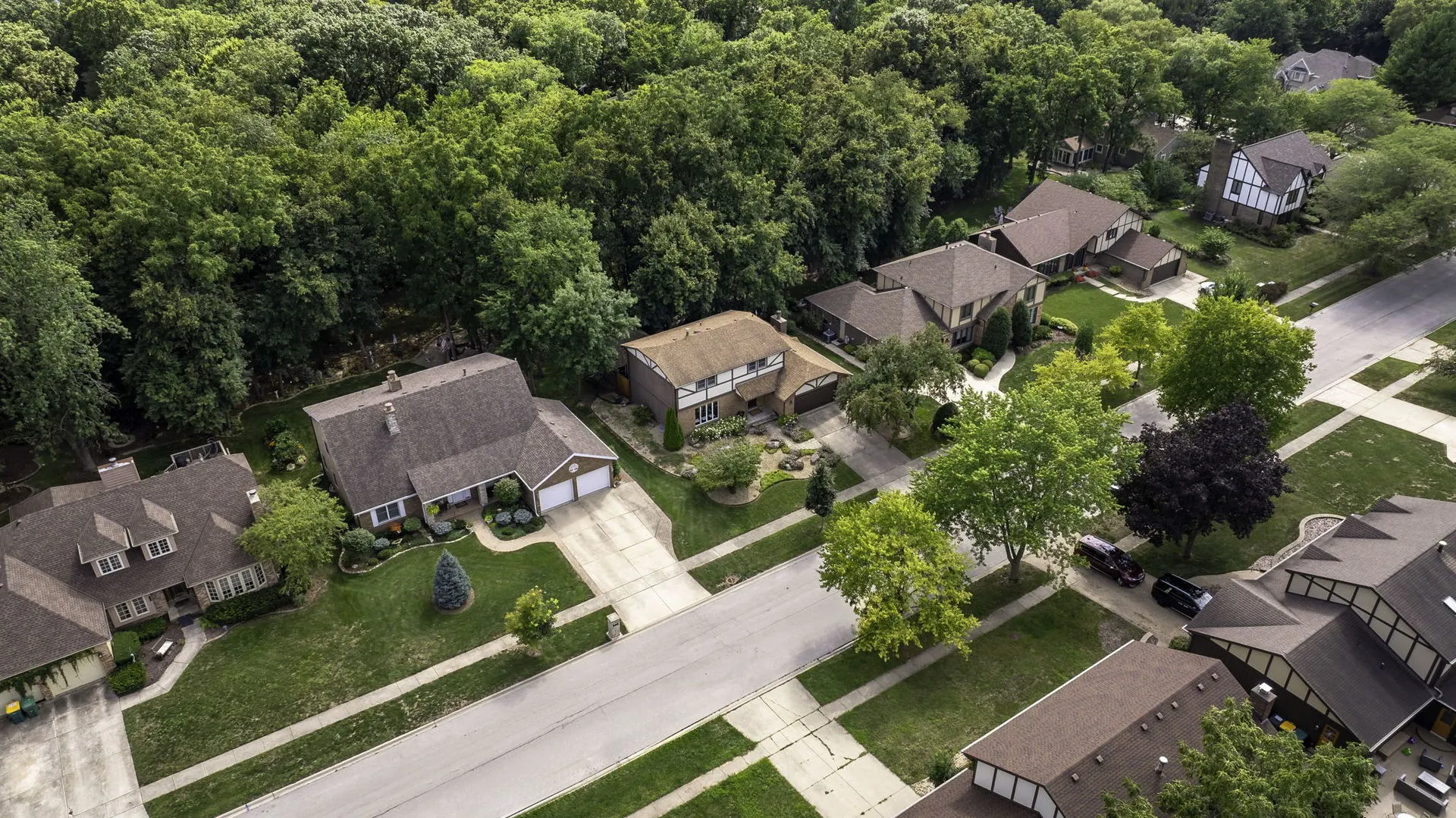 1007 Windsor Drive IL