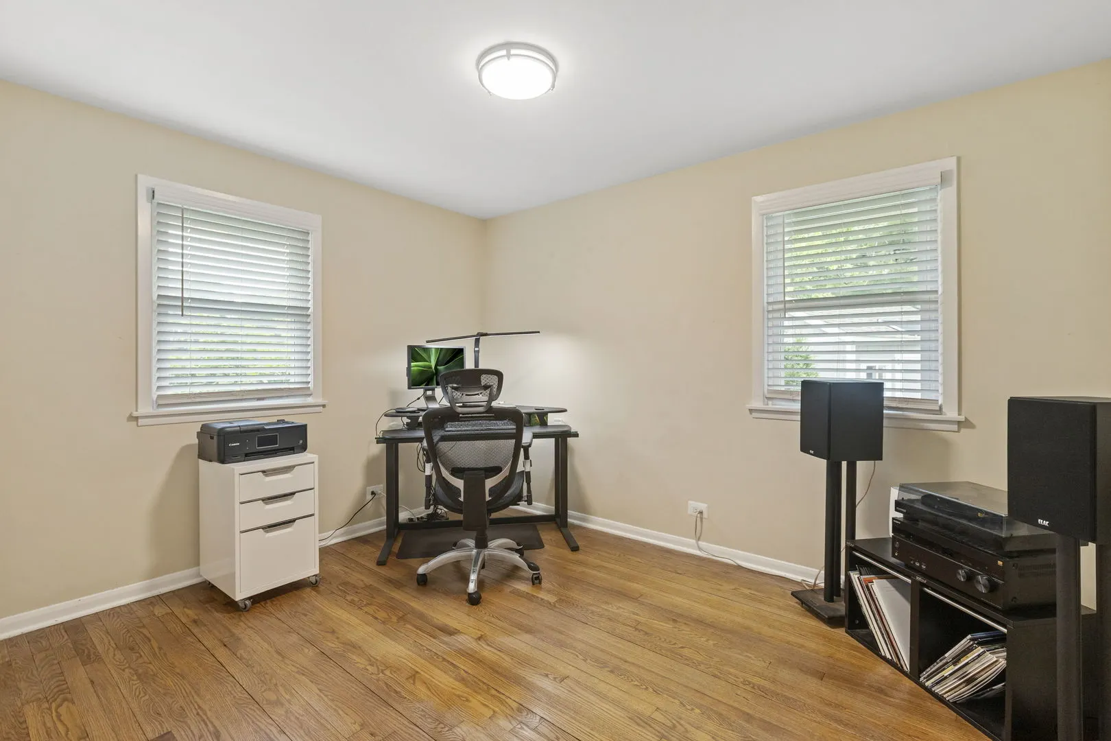 203 Coldren Drive IL