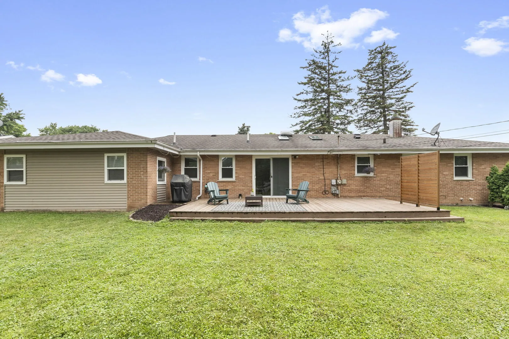 203 Coldren Drive IL